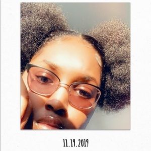 Meet your Posher, Kaci